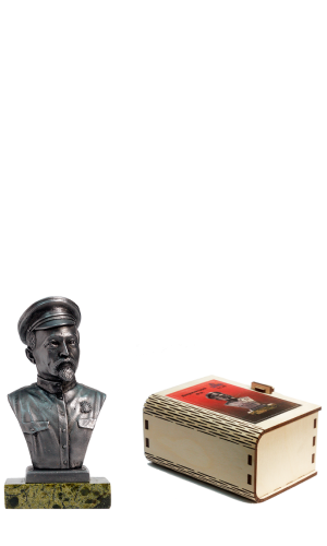 Феликс Эдмундович Дзержинский. Оловянный бюст, чернение