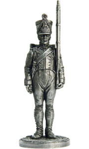 Фузилёр 61-го линейного полка. Франция, 1812-14 гг. Оловянная военно-историческая миниатюра, пьютер, чернение