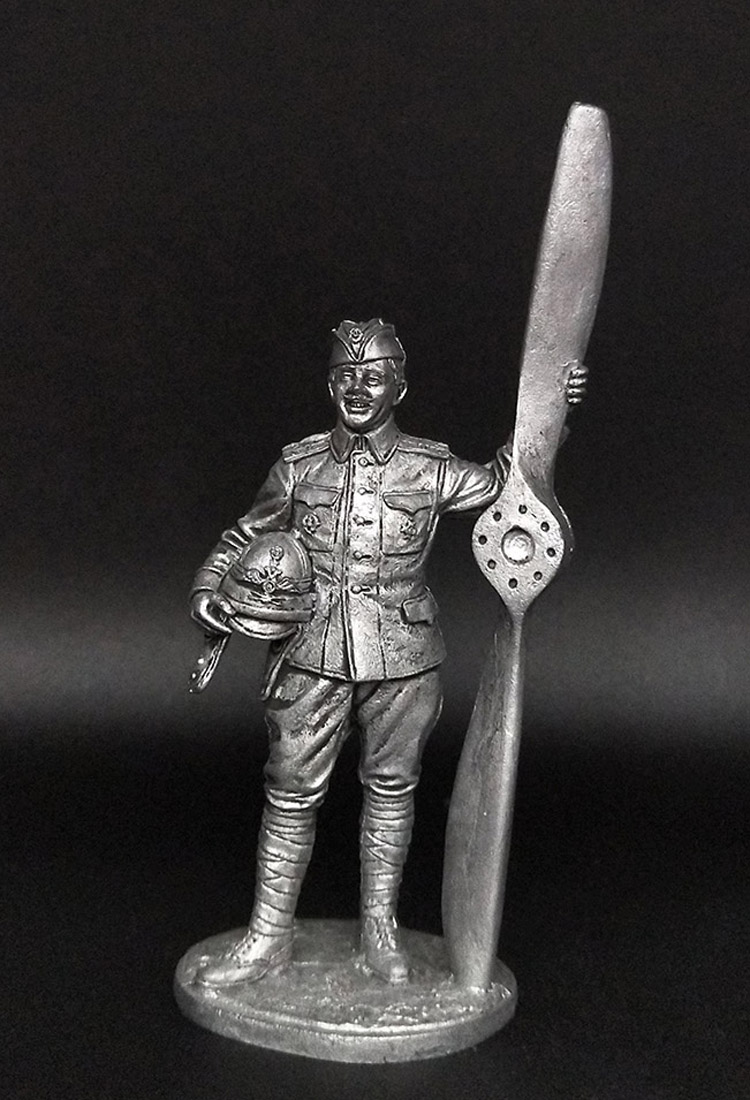 Пилот авиационных частей. Россия, 1914-17 гг. Оловянная военно-историческая миниатюра, пьютер, чернение