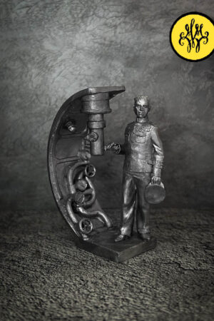 Александр Иванович Маринеско. Военно-историческая миниатюра. Оловянная фигурка, чернение