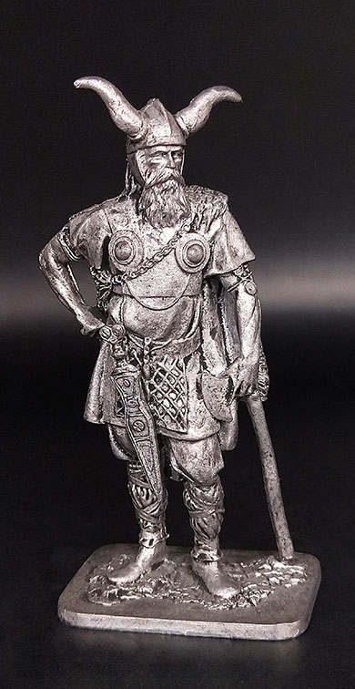 Вождь бронзового века, 800 лет до н.э. Оловянная военно-историческая миниатюра, пьютер, чернение