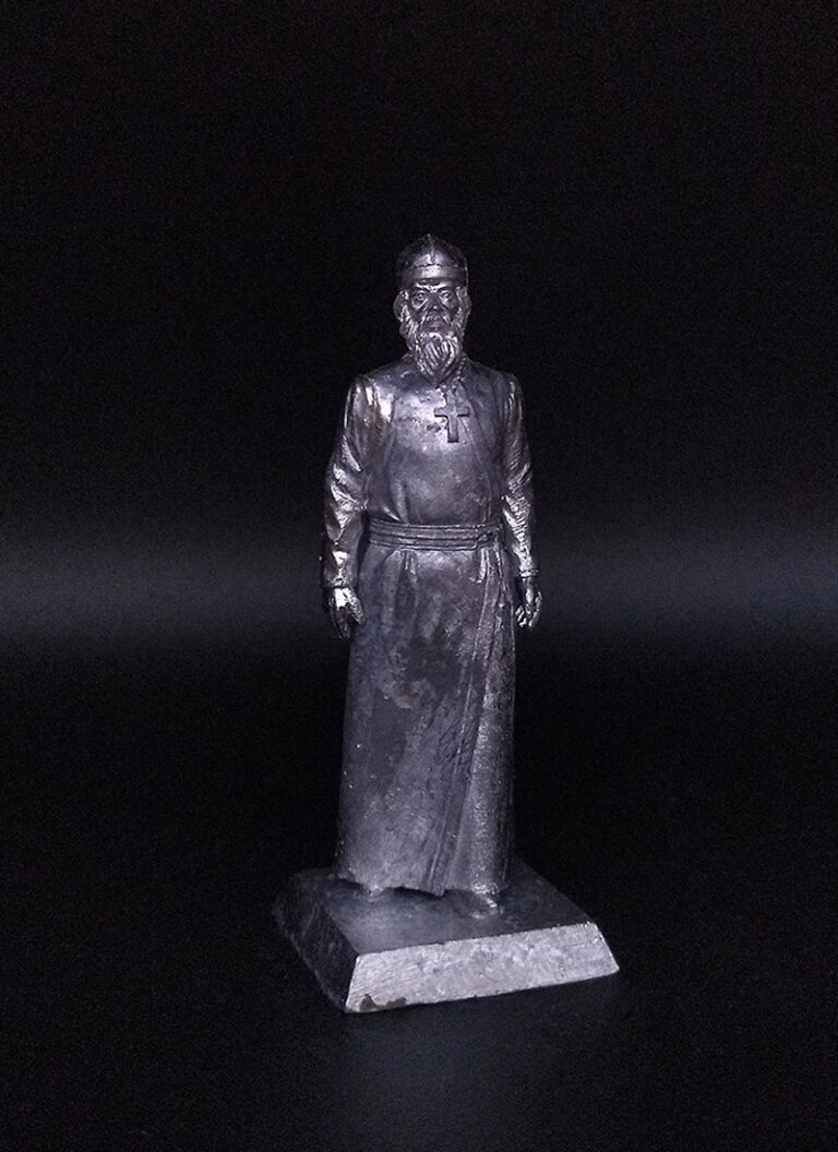 Монах-чернец. Военно-историческая миниатюра. Фигурка из пьютера, литье, пайка, чернение.